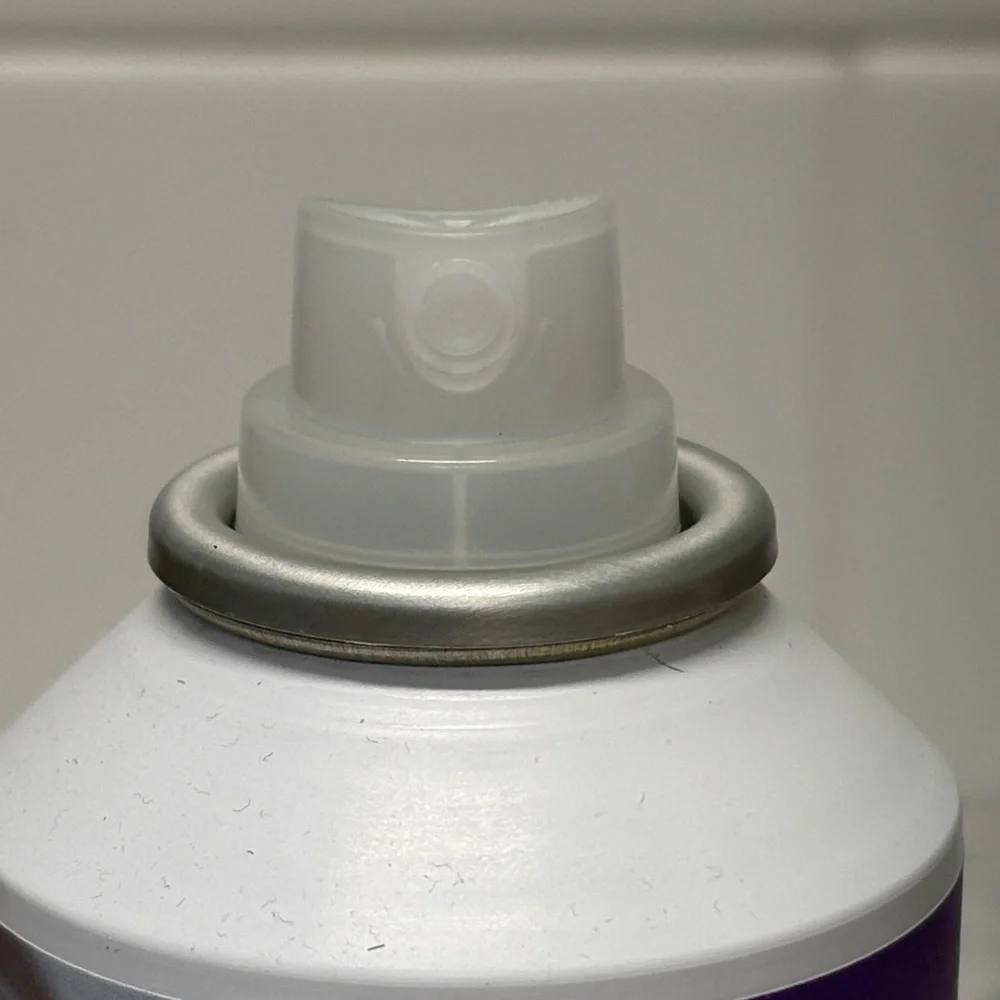 R+Co Balloon Dry Volume Spray with Multicolor Design